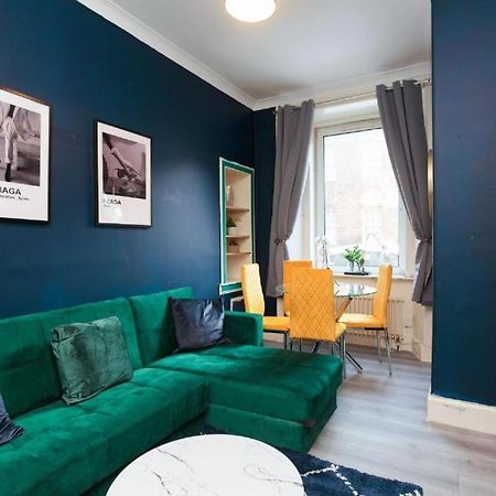 Beautiful Boutique Edinburgh Abode - Sleeps 4 Apartman Kültér fotó