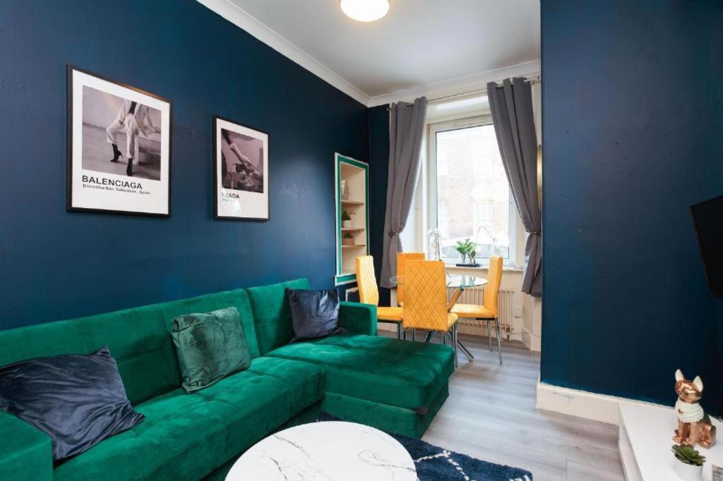 Beautiful Boutique Edinburgh Abode - Sleeps 4 Apartman Kültér fotó
